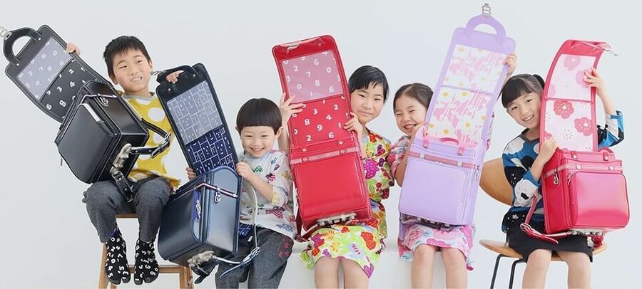 【2021年新1年生のラン活】かわいい工夫が満載のタブレットケース付き「SOU・SOUのランドセル」予約受付中！