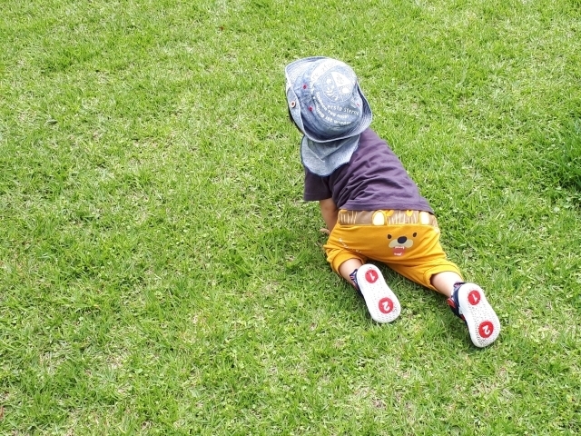 子ども　帽子　日よけ