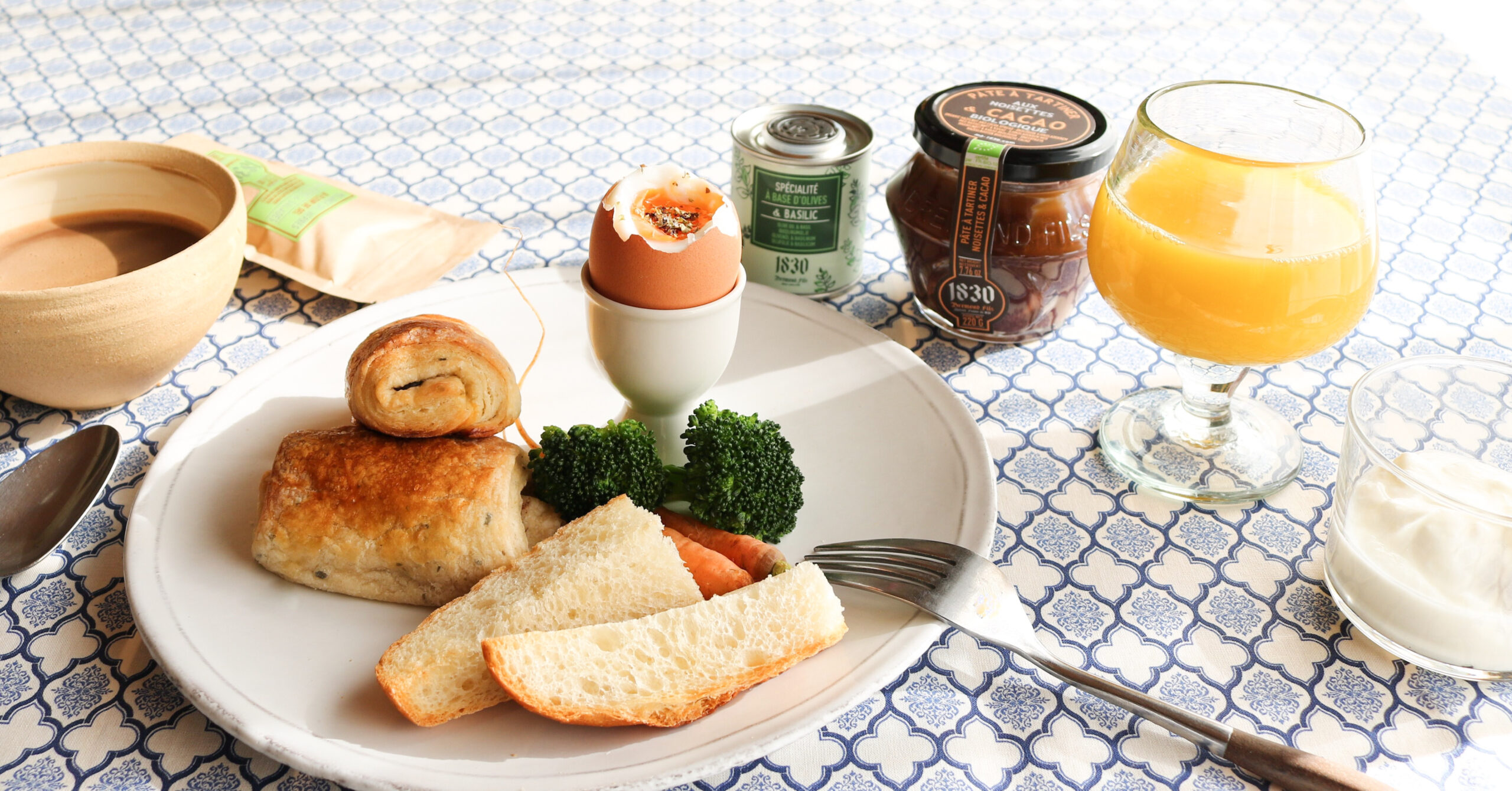 “フランスで最も美しい村・コルド”の特別なおうち朝ごはん♪上質な朝食で素敵な１日を始めよう♡